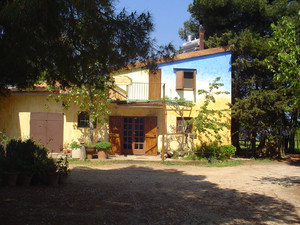 9446067666c476faef3805c2a3cc6575752e675b_lazienda-agrituristica-poggio-ferrata.jpg